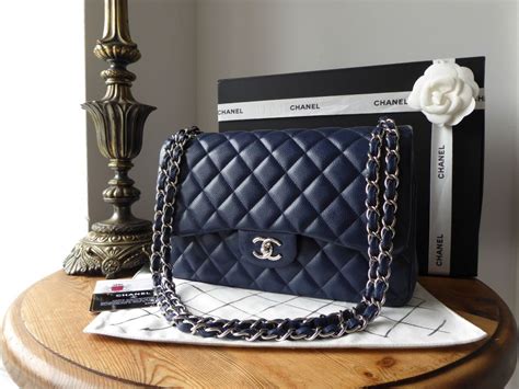 chanel flap bag shiny caviar|香奈儿.